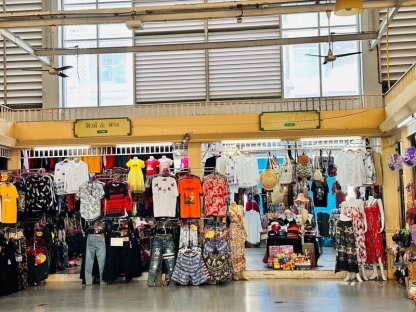 ร้านขายเสื้อผ้า ตลาดภูเก็ต